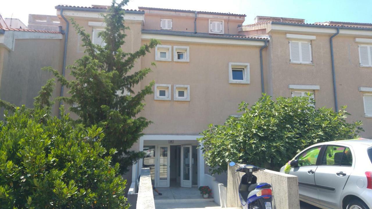 Studio Apartment Novi Vinodolski Luaran gambar